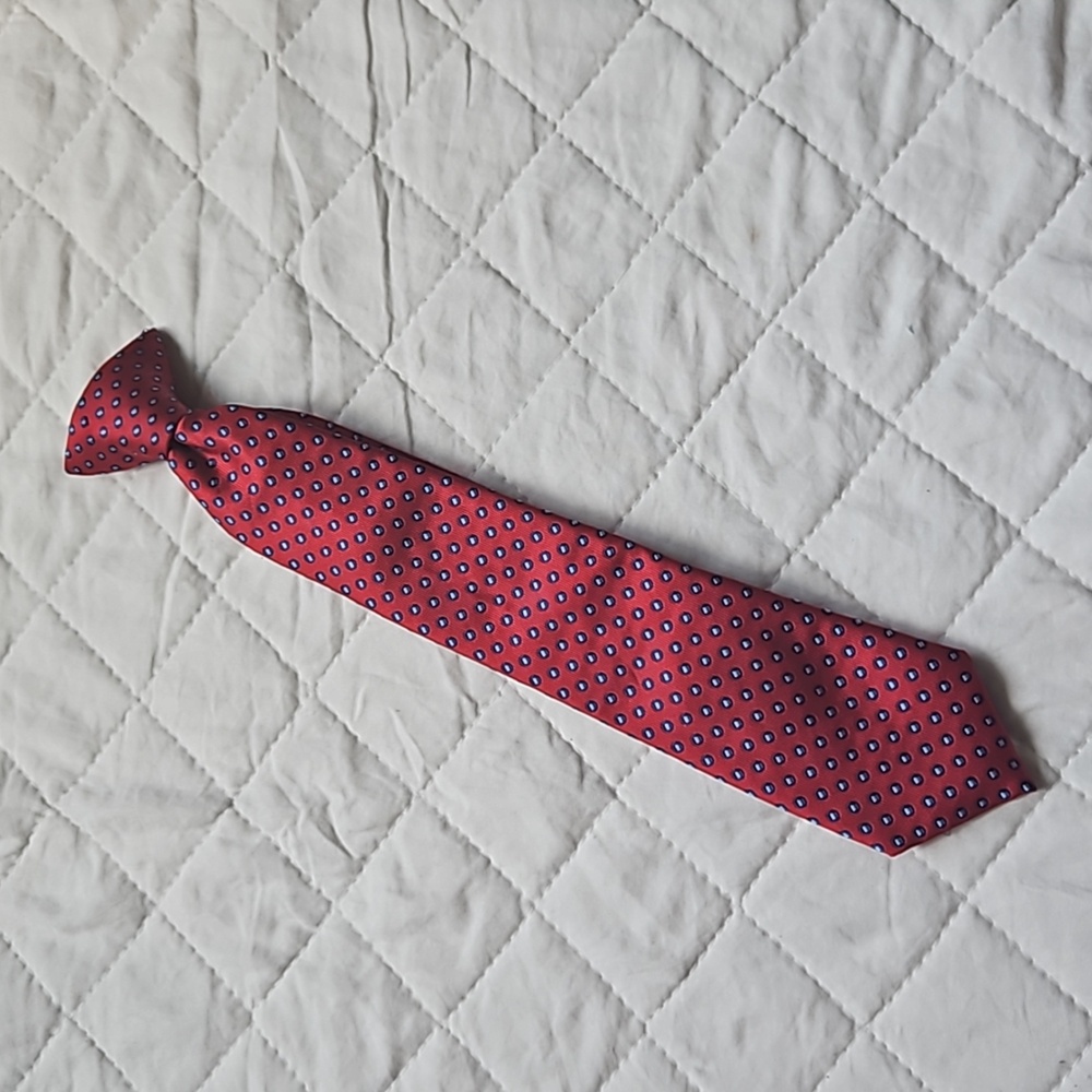 Chaps clip on tie